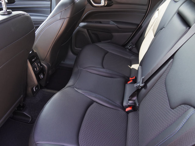 New 2026 Jeep Compass Latitude AWD/4WD image 14