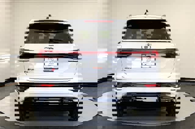 New 2025 Audi SQ6 e-tron Premium Plus image 5