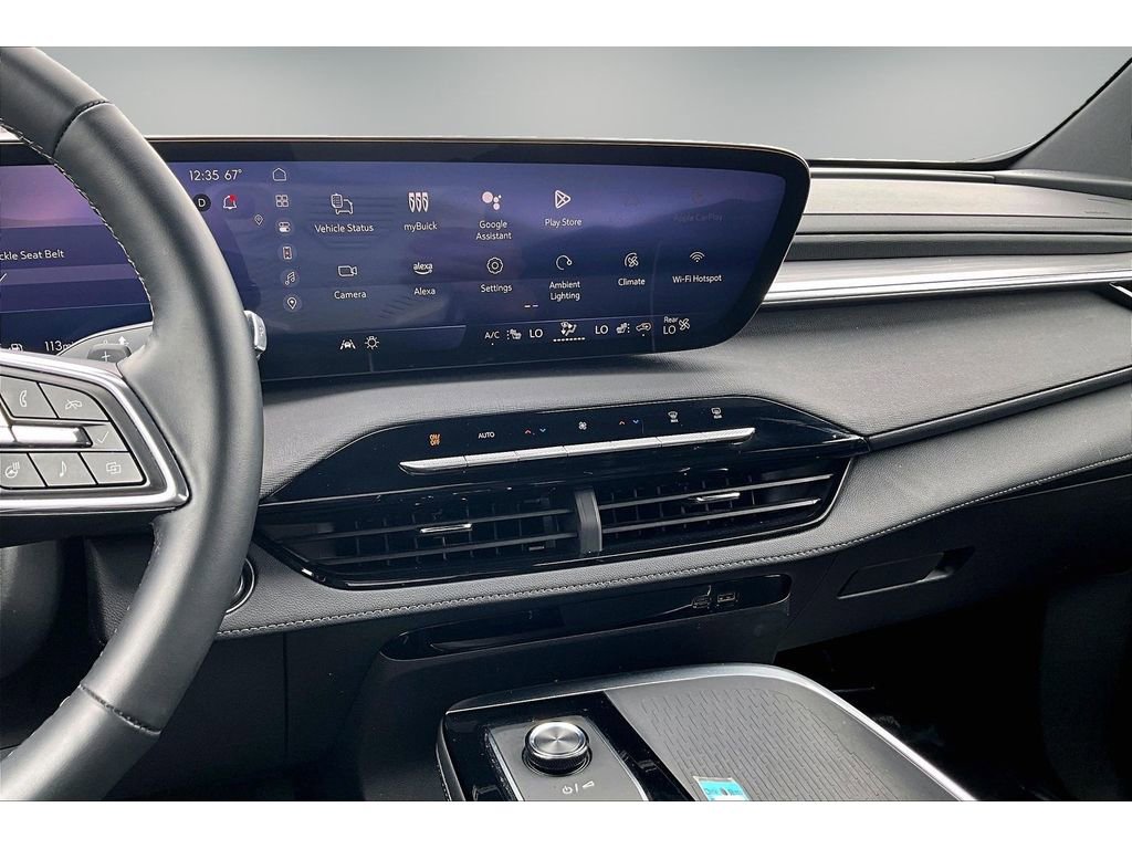 Used 2025 Buick Enclave Preferred AWD/4WD image 9
