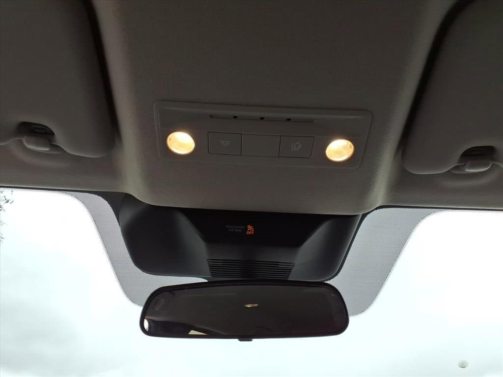 New 2025 Nissan Kicks SV AWD/4WD image 19