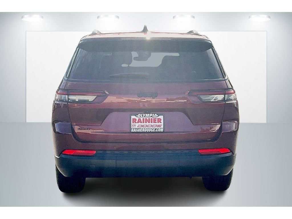 Used 2024 Jeep Grand Cherokee L Laredo image 4