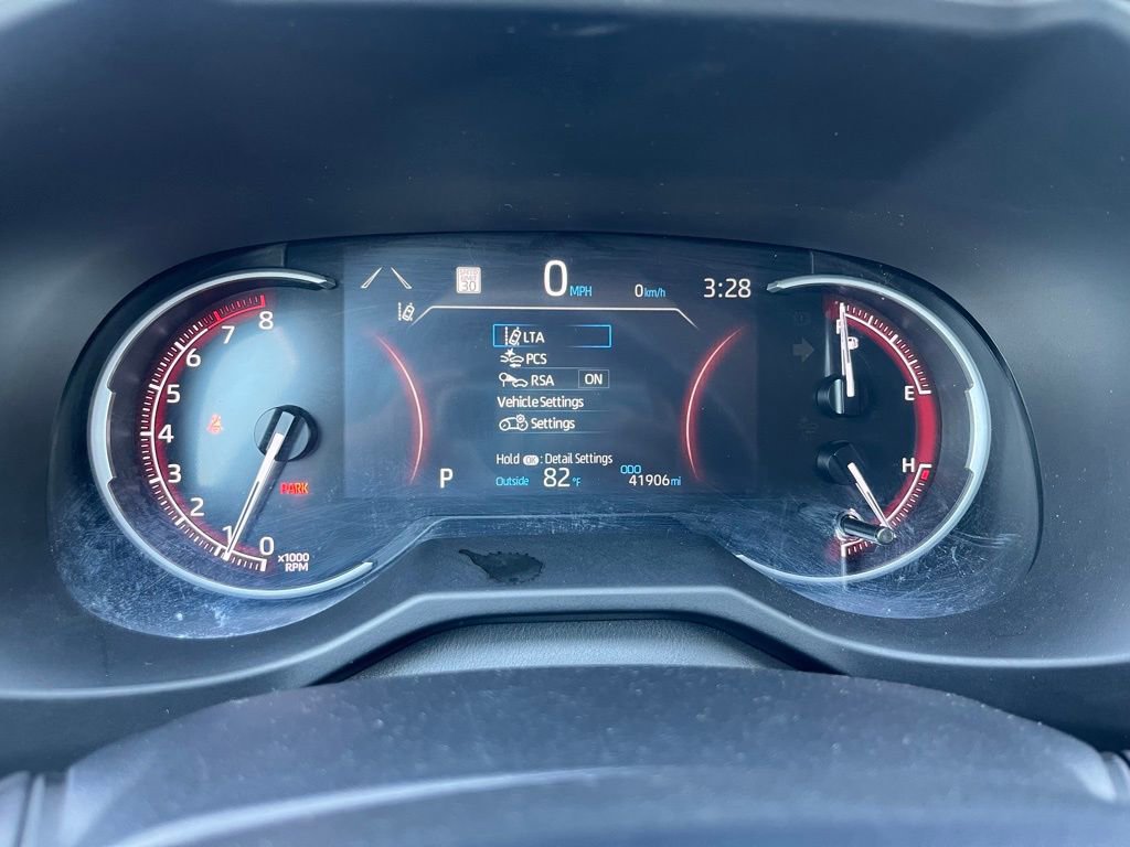 Used 2024 Toyota RAV4 LE image 18