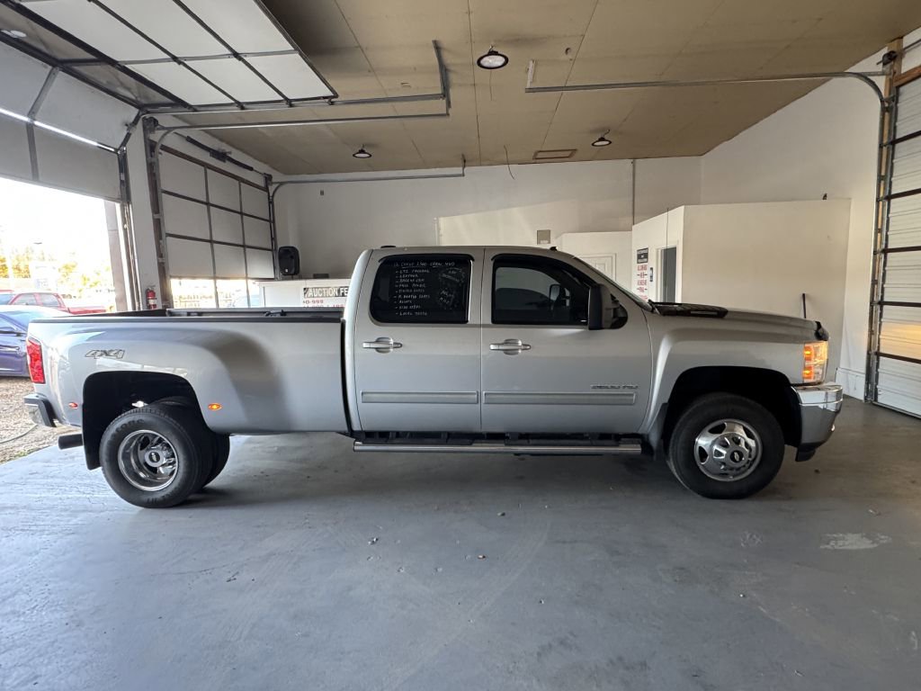 Used 2012 Chevrolet Silverado 3500 LTZ w/ LTZ Plus Package image 4