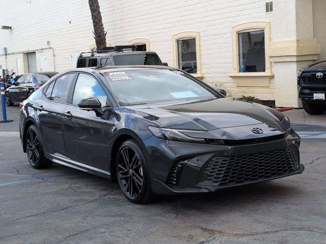 Used 2025 Toyota Camry XSE w/ Premium Plus Package AWD/4WD image 3