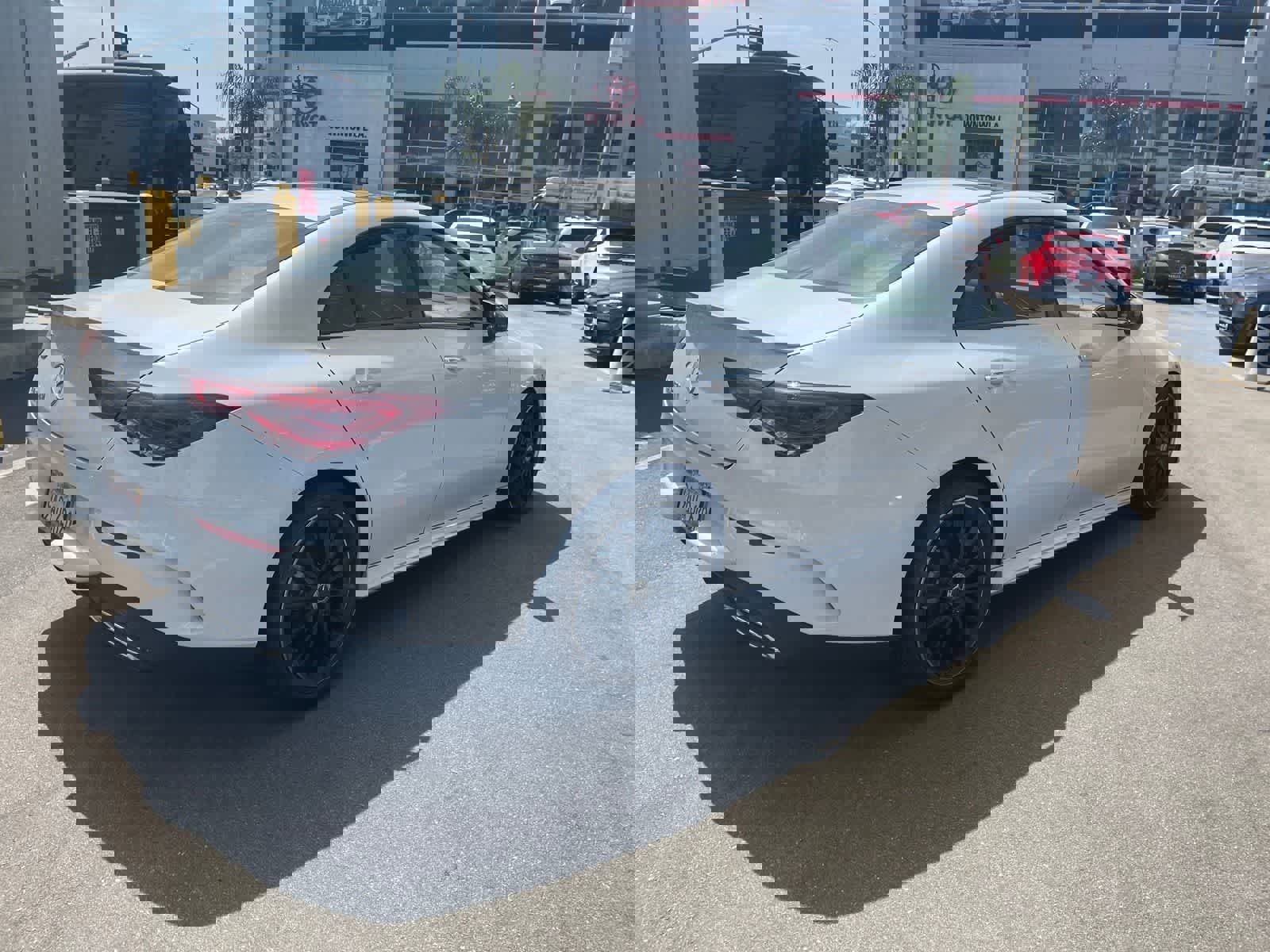 Used 2022 Mercedes-Benz CLA 250 image 5