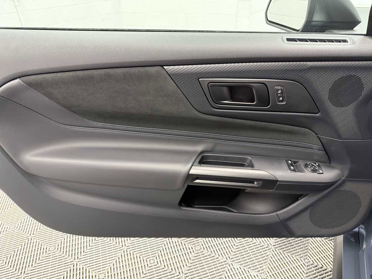 Used 2024 Ford Mustang Dark Horse image 15