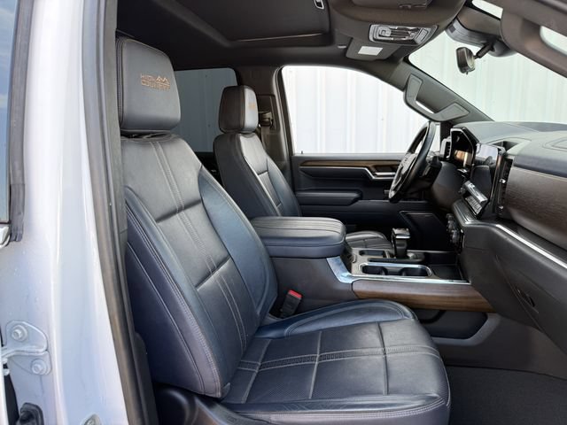 Used 2023 Chevrolet Silverado 1500 High Country w/ High Country Premium Package AWD/4WD image 32