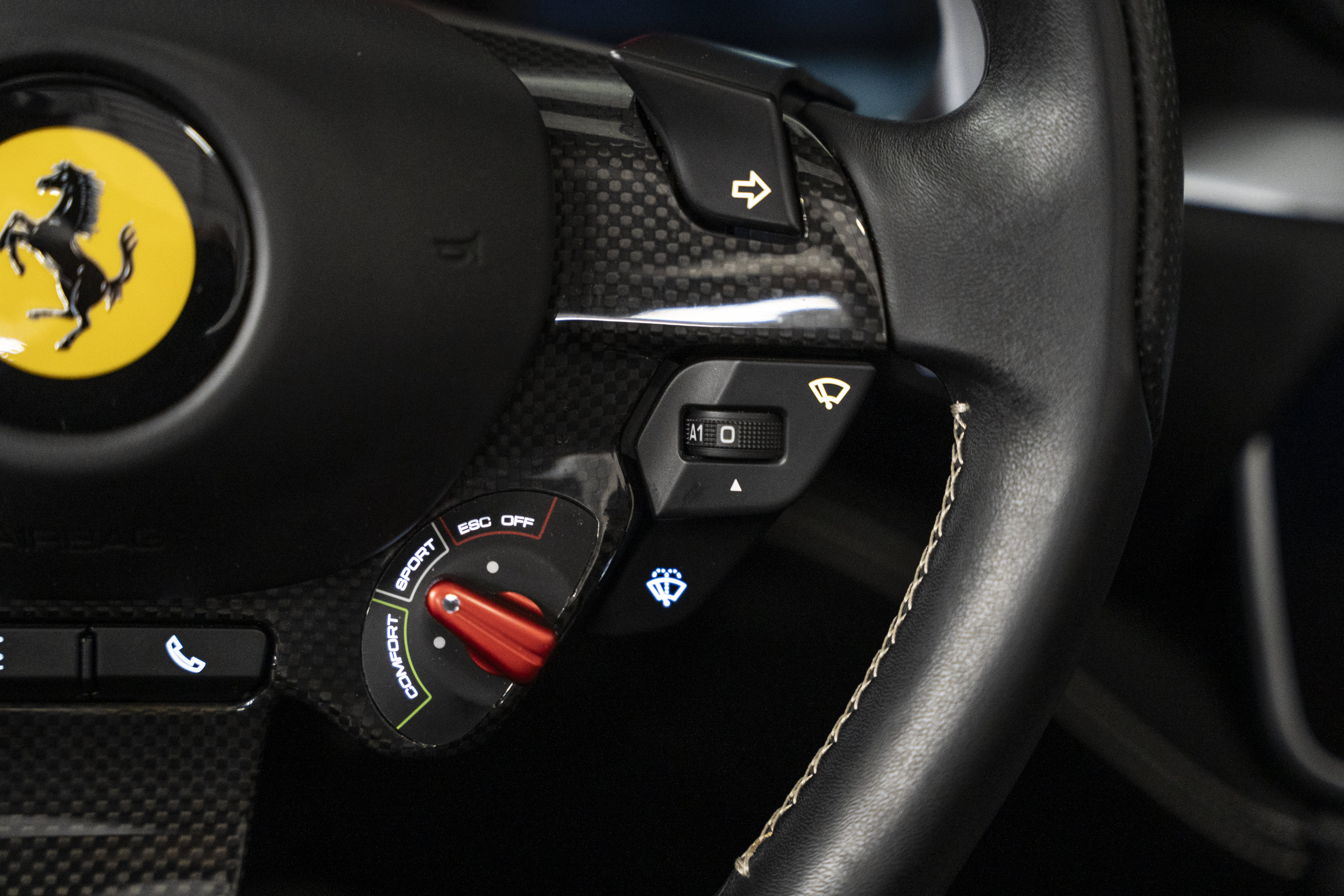 Used 2020 Ferrari Portofino RWD image 40