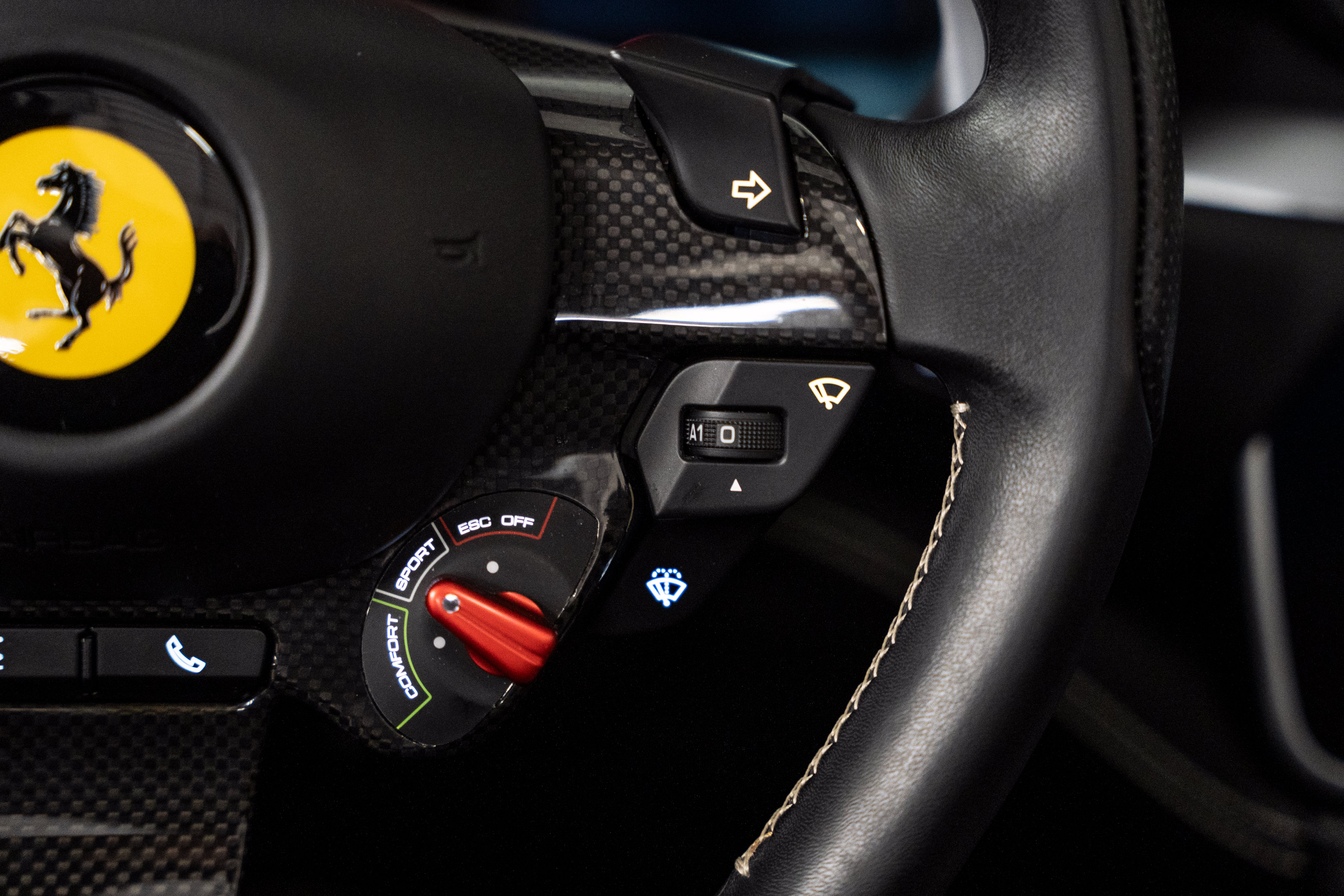 Used 2020 Ferrari Portofino RWD image 40