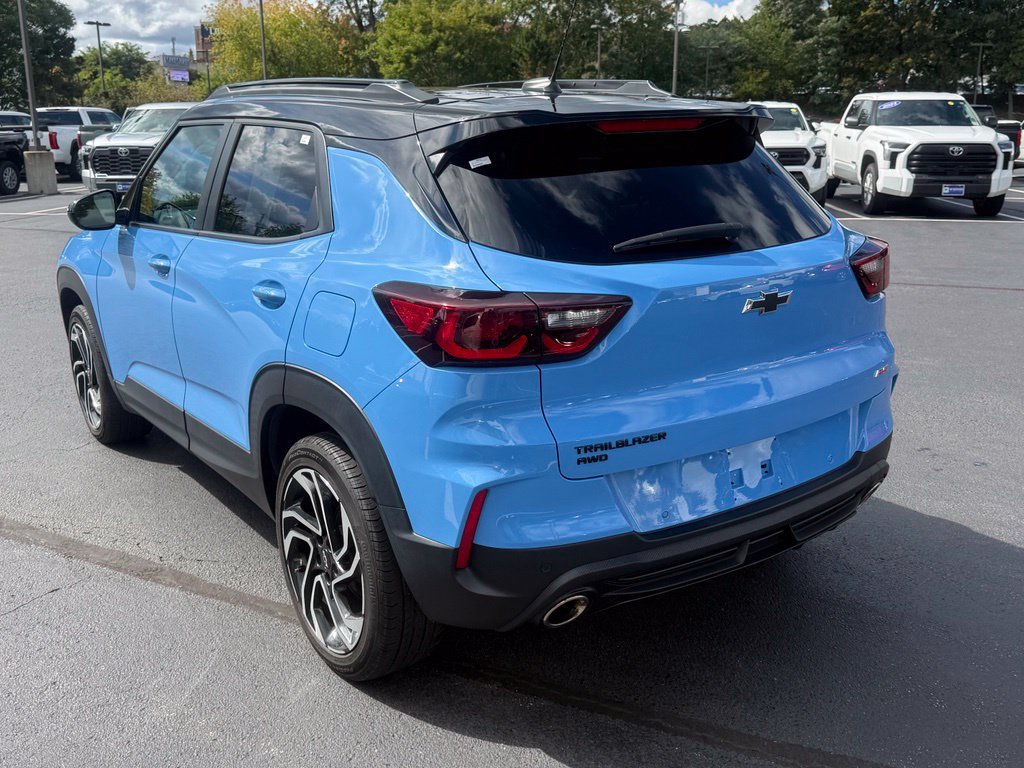 Used 2024 Chevrolet TrailBlazer RS w/ Convenience Package AWD/4WD image 5