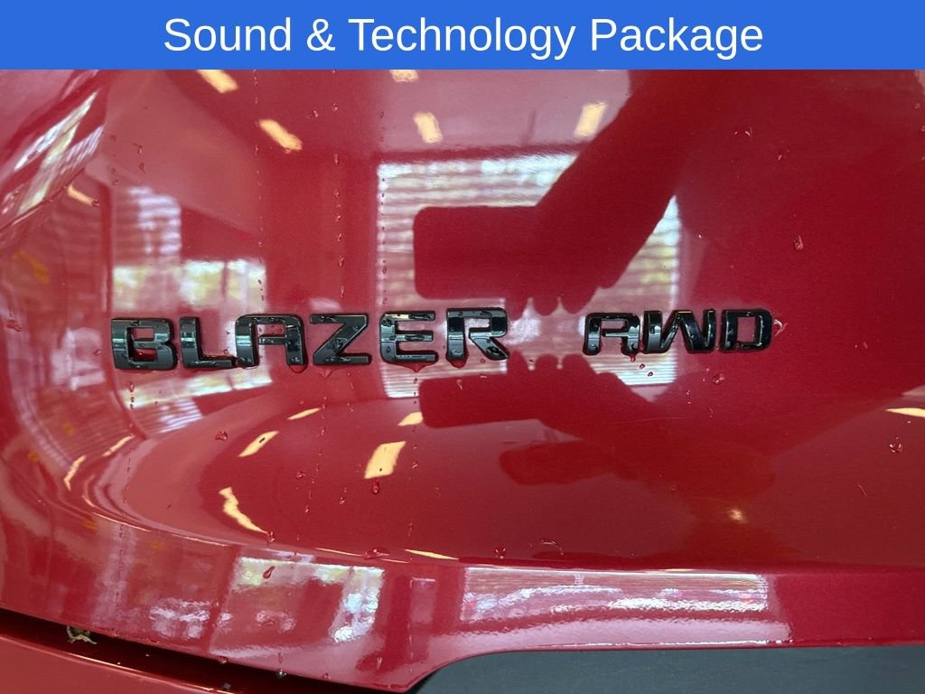 Used 2019 Chevrolet Blazer LT w/ Sun and Wheels Package image 13