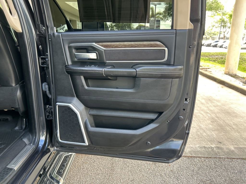 Used 2020 RAM 2500 Laramie image 39