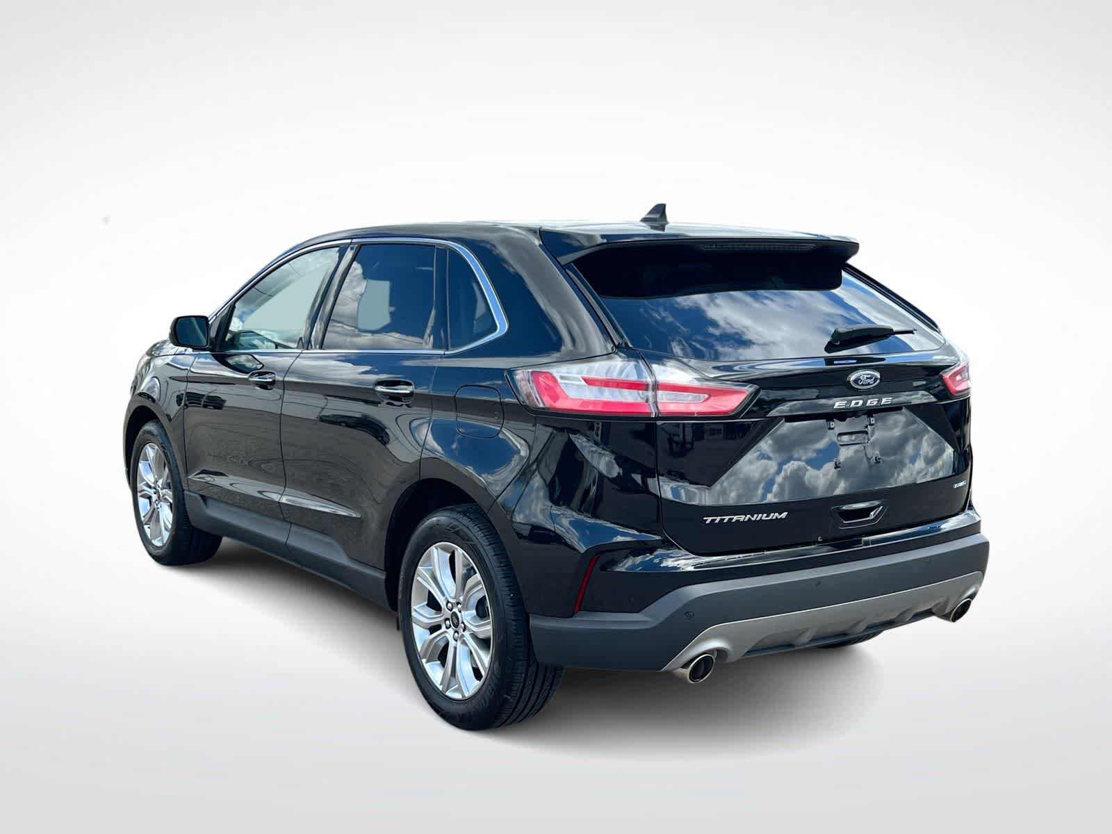 Used 2024 Ford Edge Titanium AWD/4WD image 6