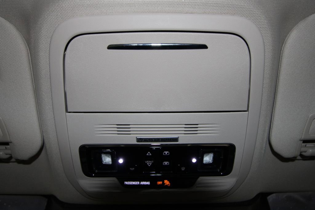 Used 2024 Lincoln Corsair Grand Touring w/ Equipment Group 302A image 23