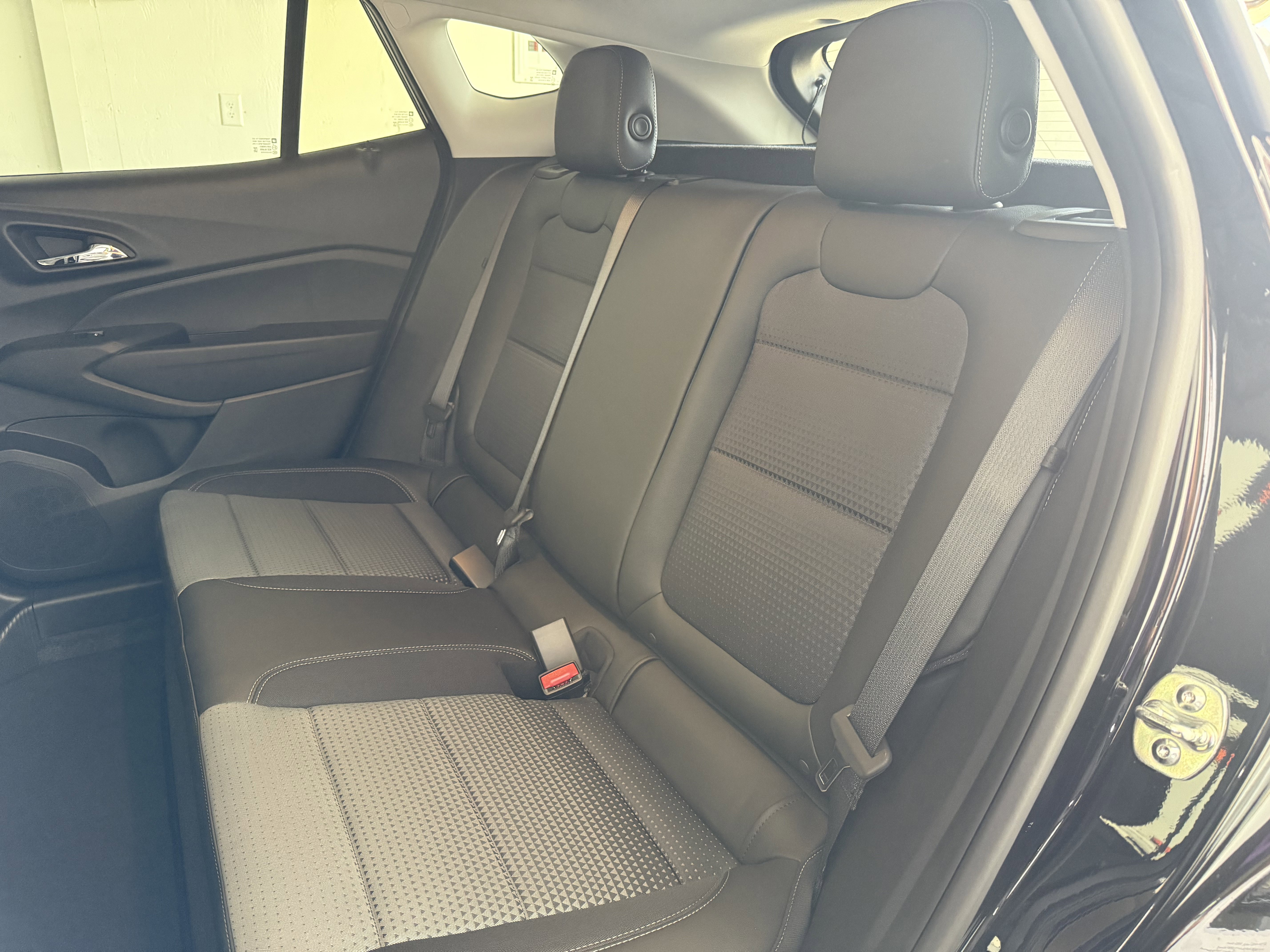 New 2025 Chevrolet Trax LT w/ Driver Confidence Package image 37