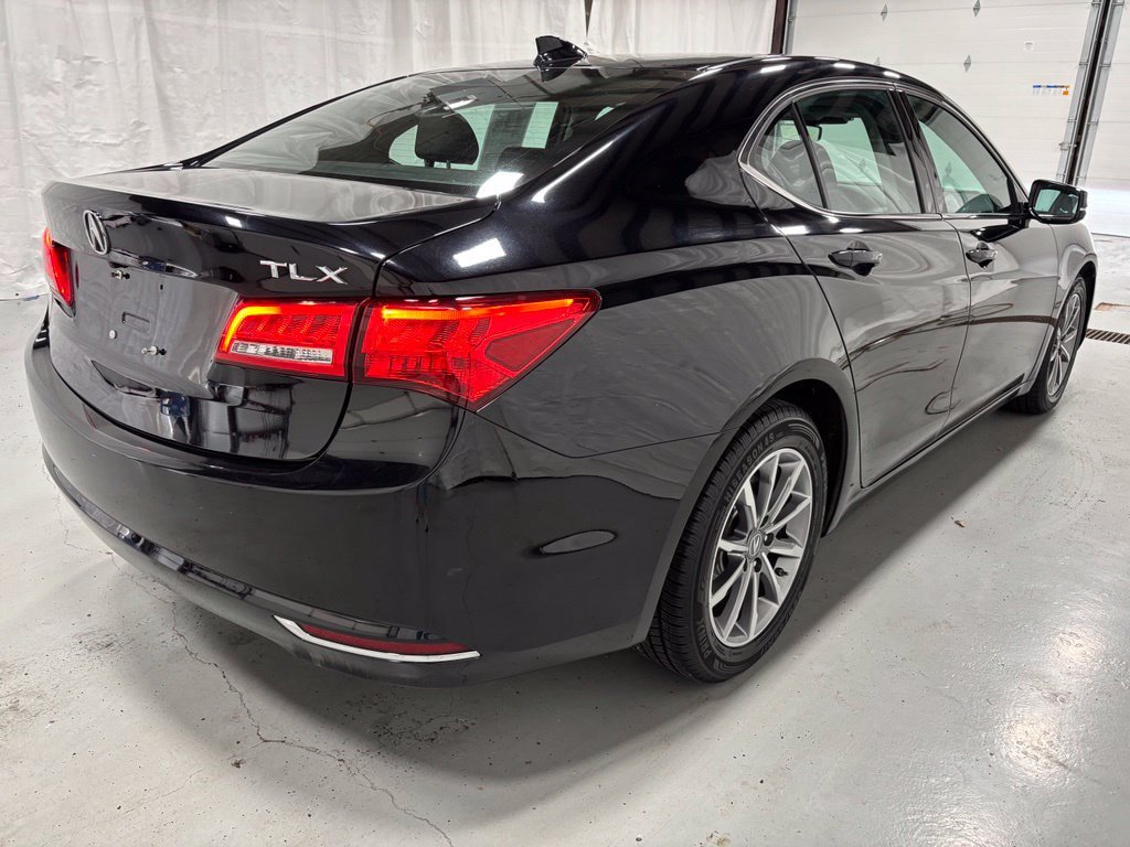 Used 2020 Acura TLX FWD image 7