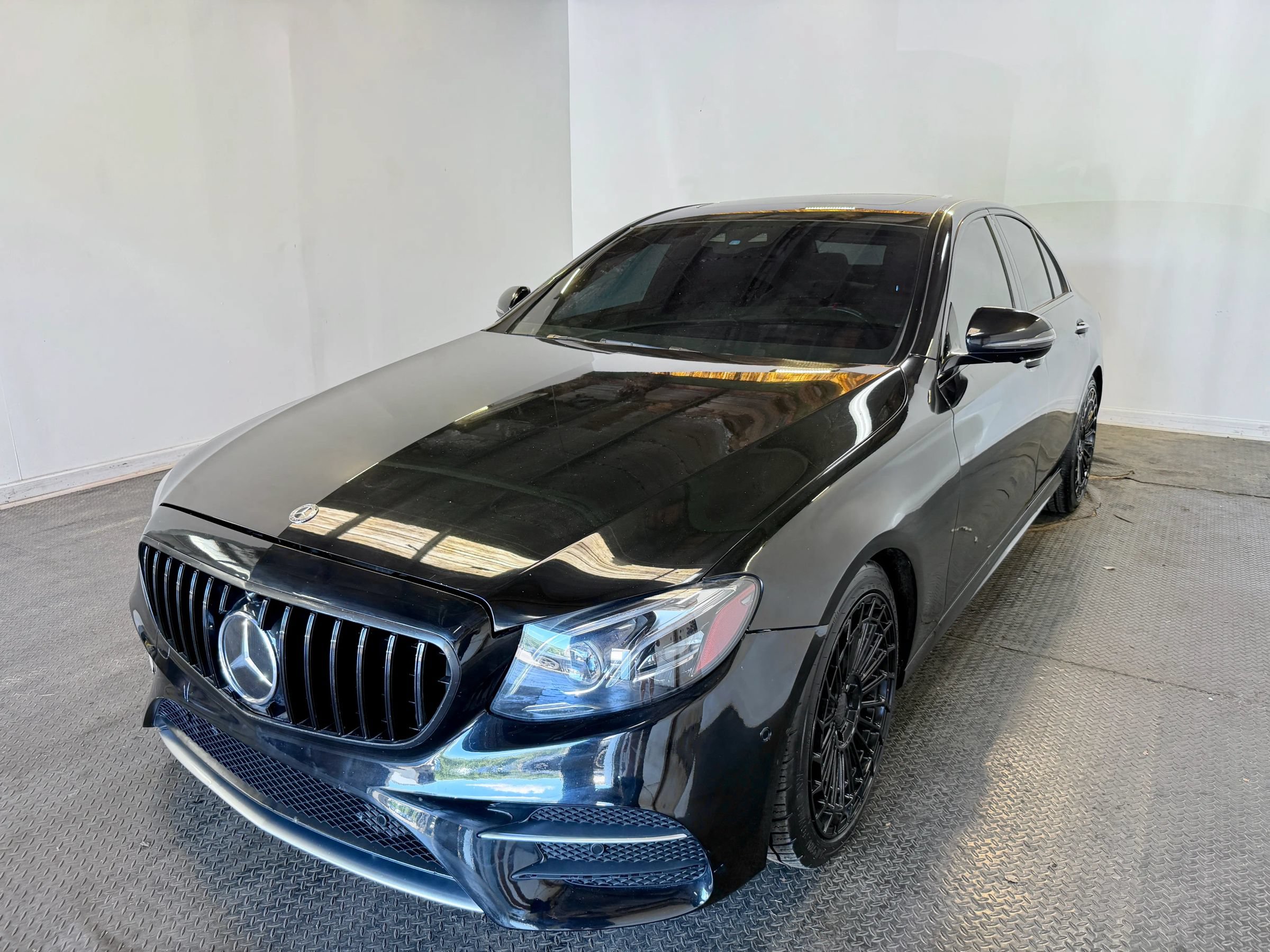 Used 2018 Mercedes-Benz E 43 AMG 4MATIC Sedan image 2