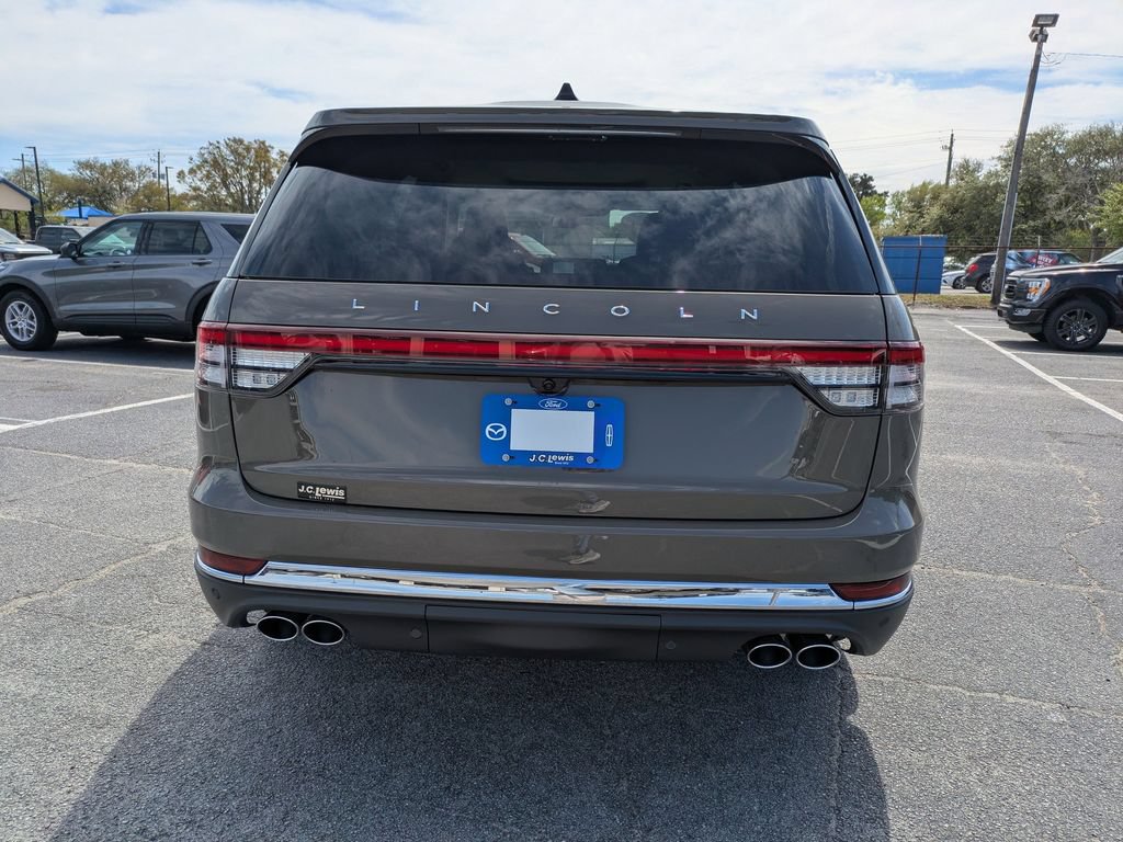 New 2026 Lincoln Aviator Reserve w/ Illumination Package RWD image 5
