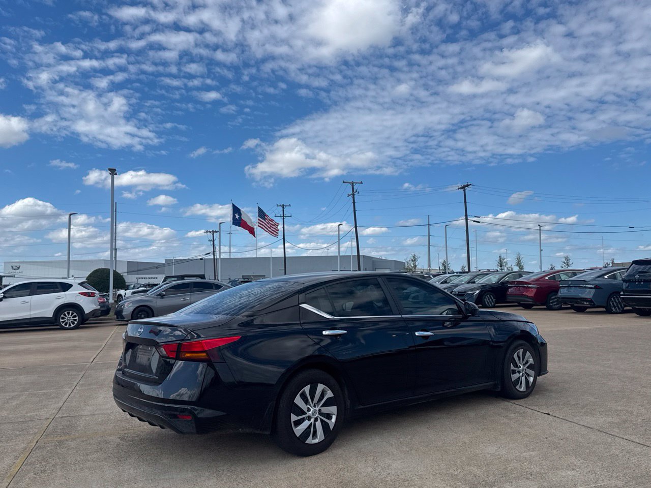 Used 2023 Nissan Altima 2.5 S FWD image 29