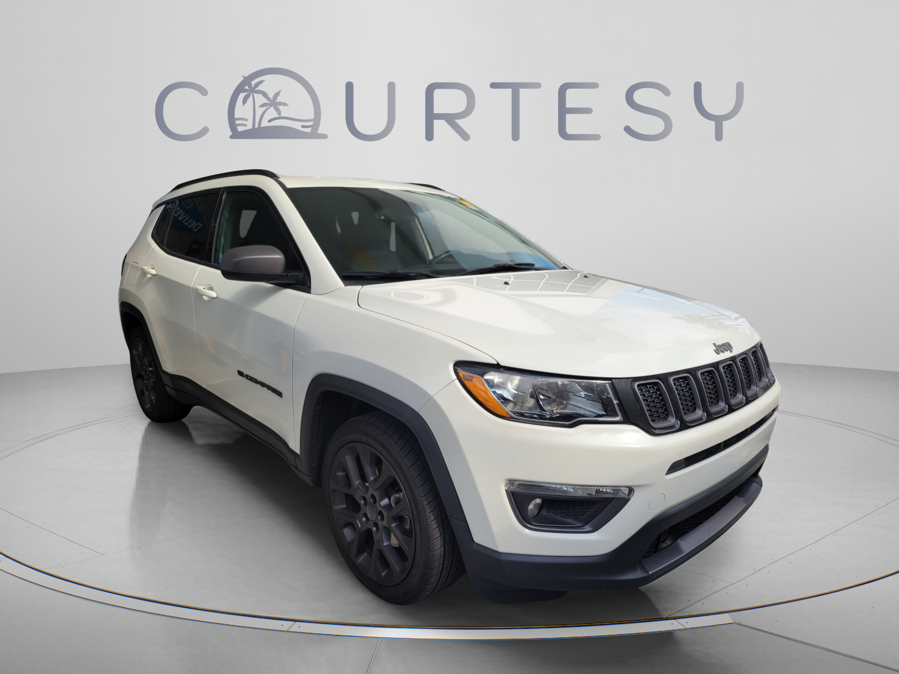 Certified 2021 Jeep Compass Latitude w/ Sun and Sound Group FWD image 4