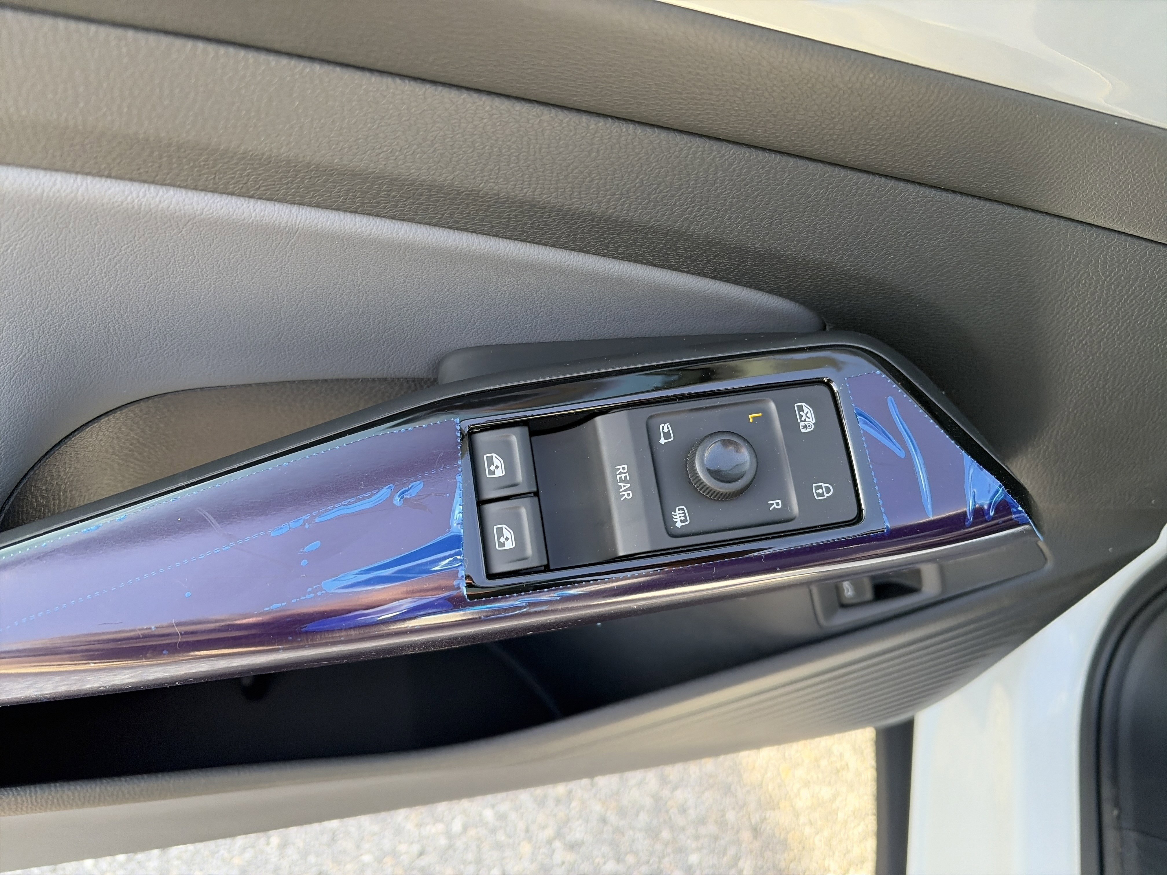 New 2025 Volkswagen ID.4 Pro S Plus AWD/4WD image 12