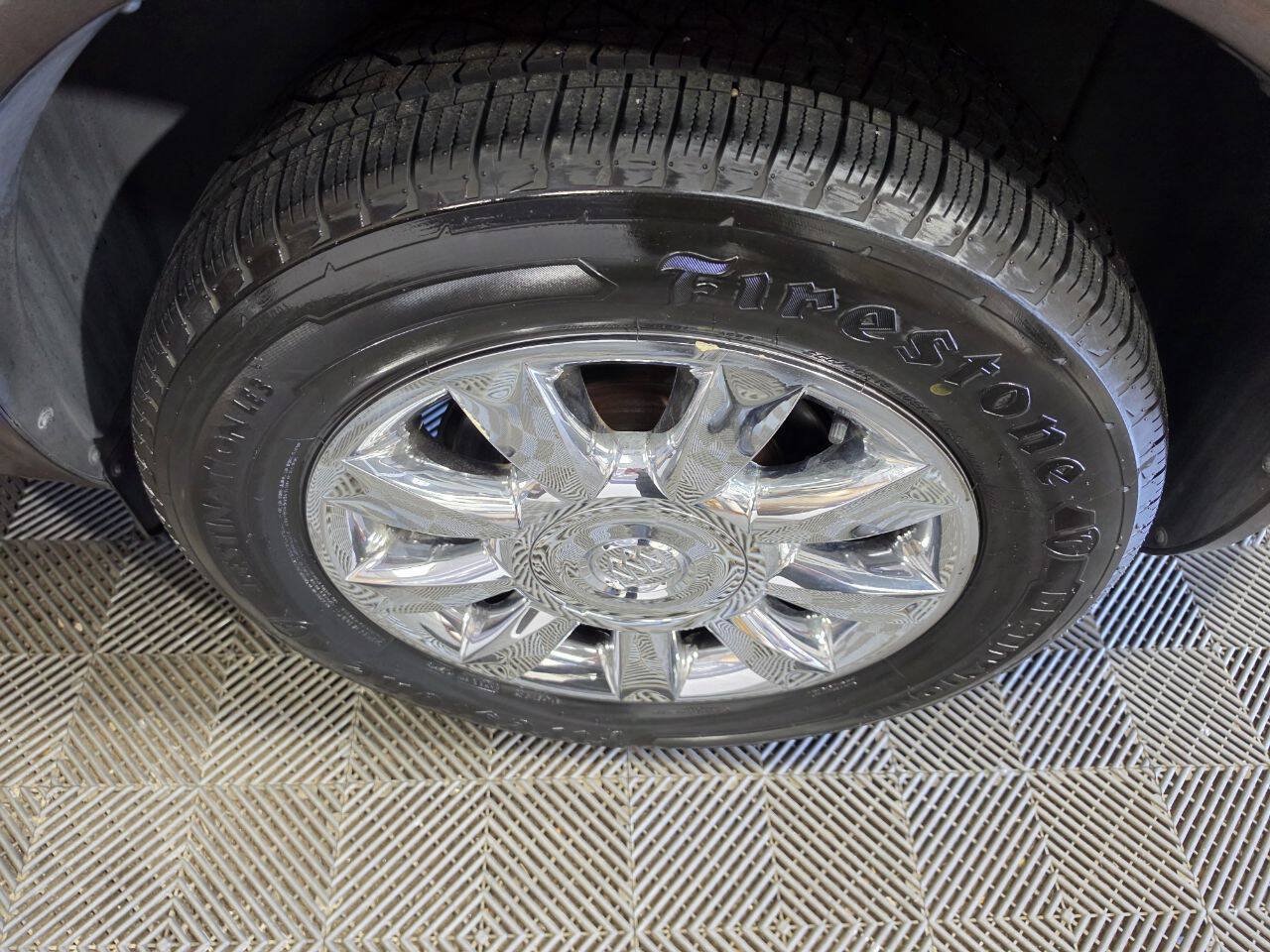 Used 2012 Buick Enclave Premium FWD image 35