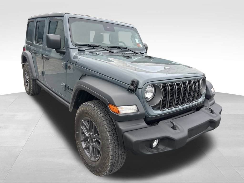 Used 2025 Jeep Wrangler Sport S image 7