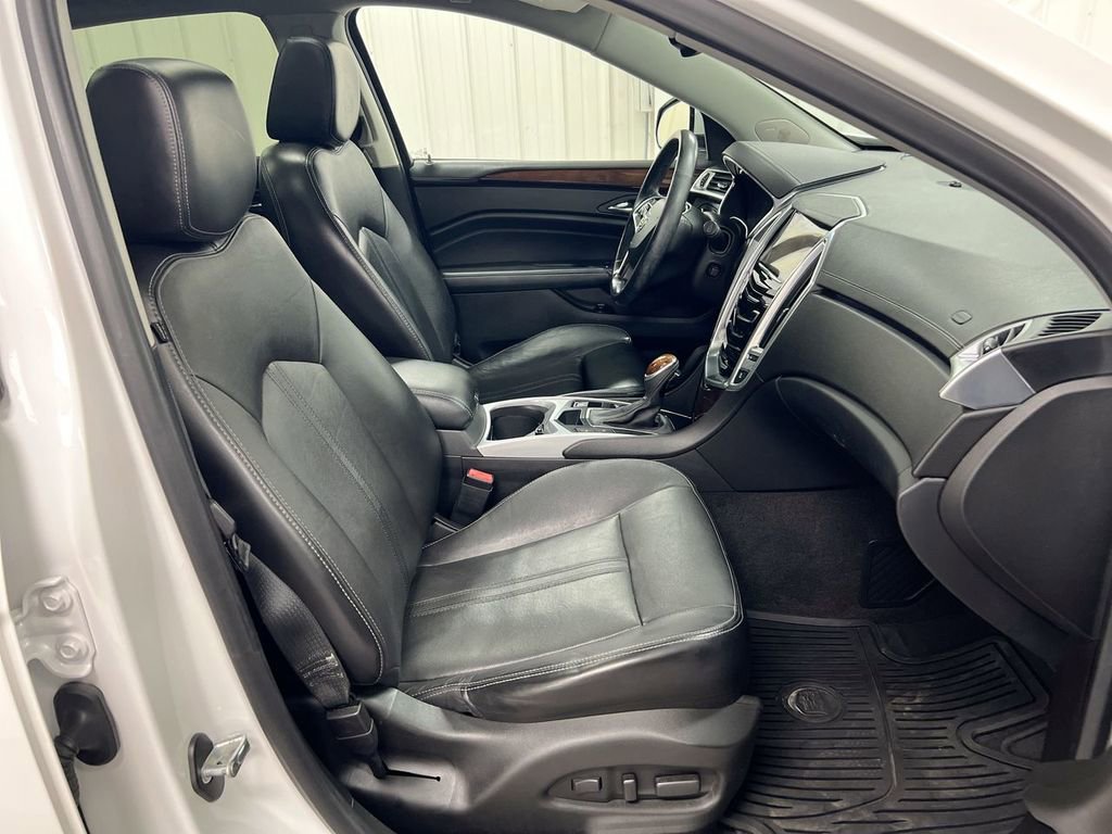 Used 2013 Cadillac SRX Luxury AWD/4WD image 22