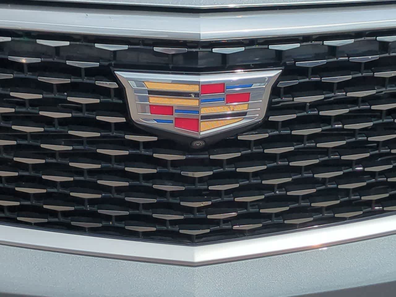 Used 2023 Cadillac XT6 Premium Luxury w/ Technology Package AWD/4WD image 11