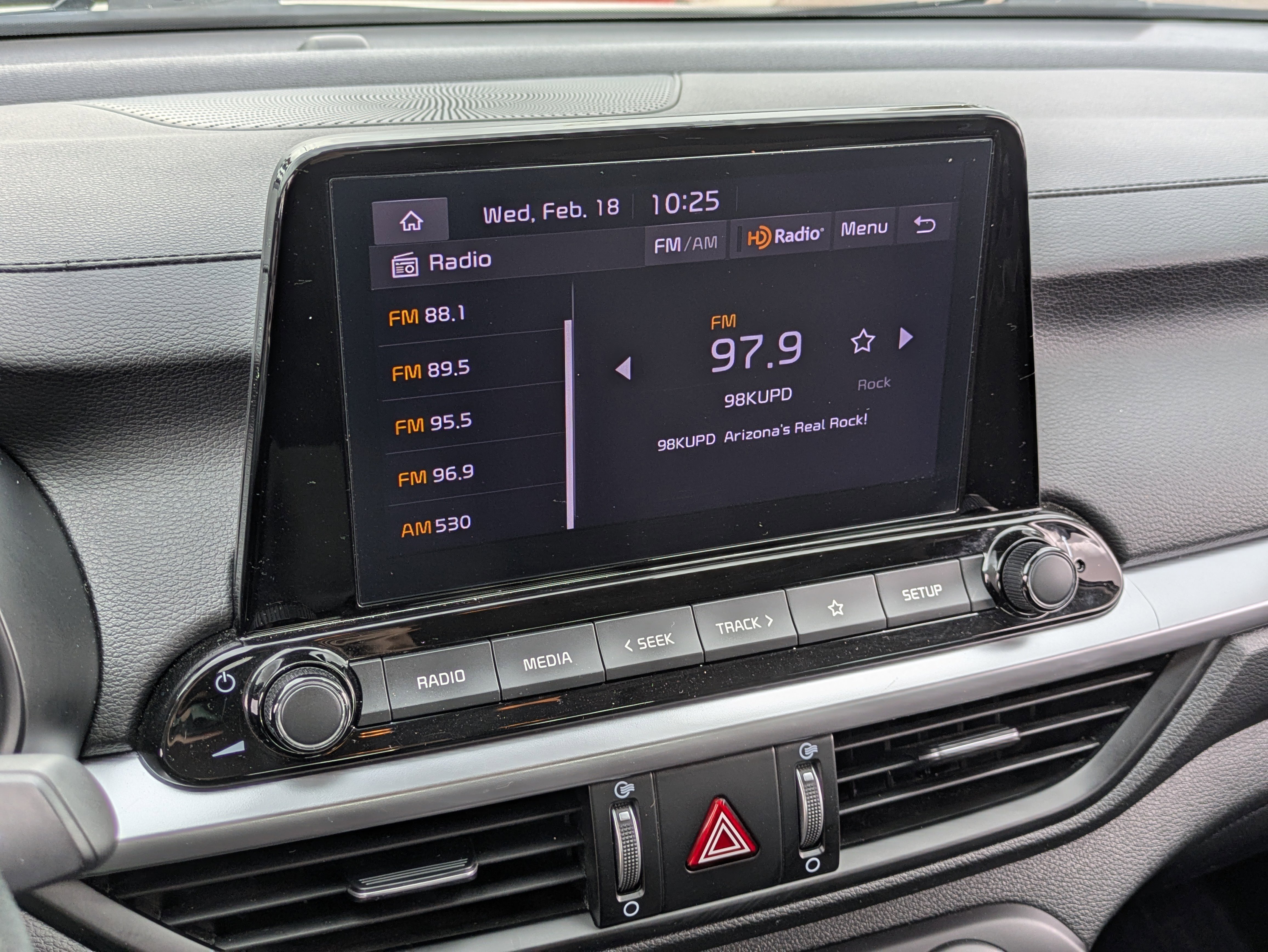 Used 2023 Kia Forte LXS w/ LXS Technology Package image 21