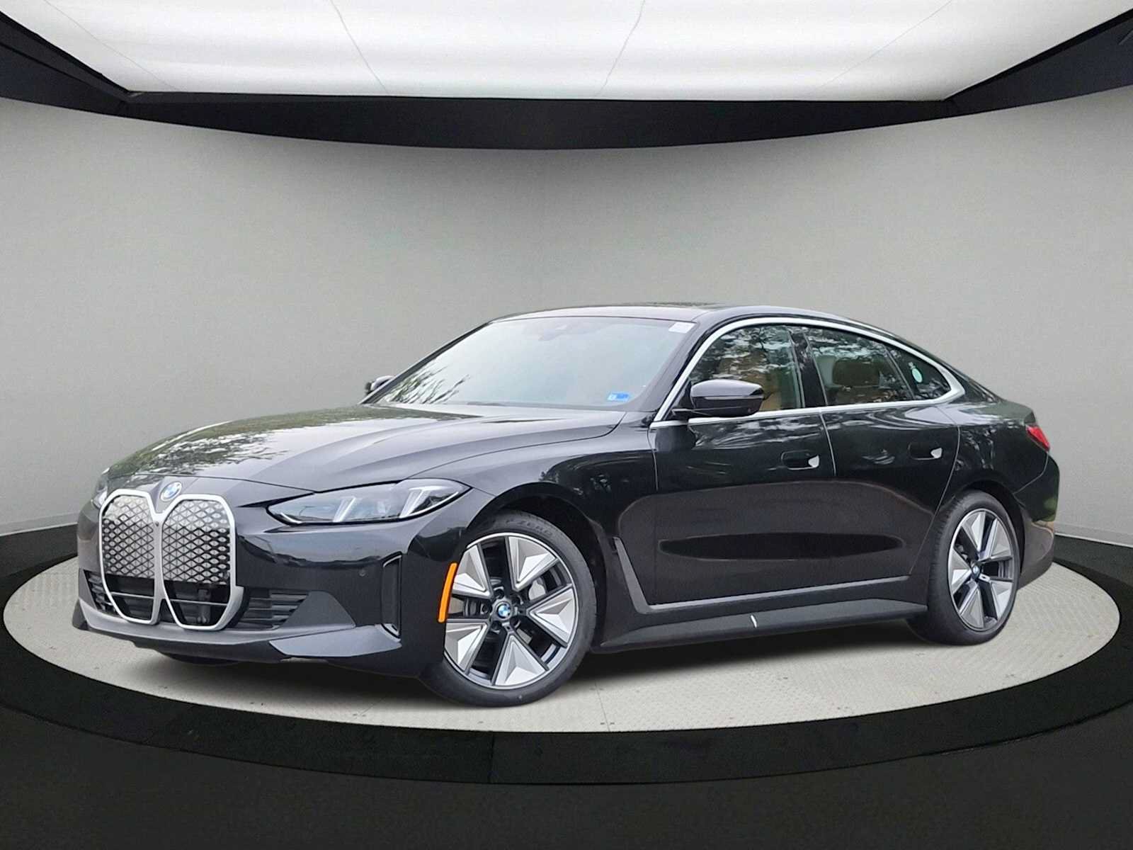 New 2026 BMW i4 xDrive40i w/ Premium Package AWD/4WD image 1