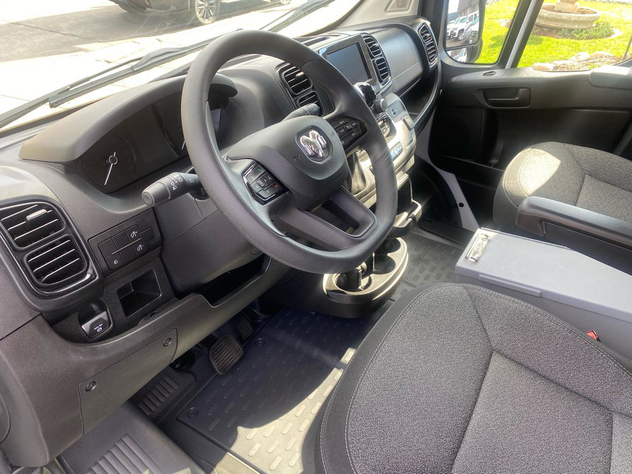 Used 2024 RAM ProMaster 1500 w/ Convenience Group image 17