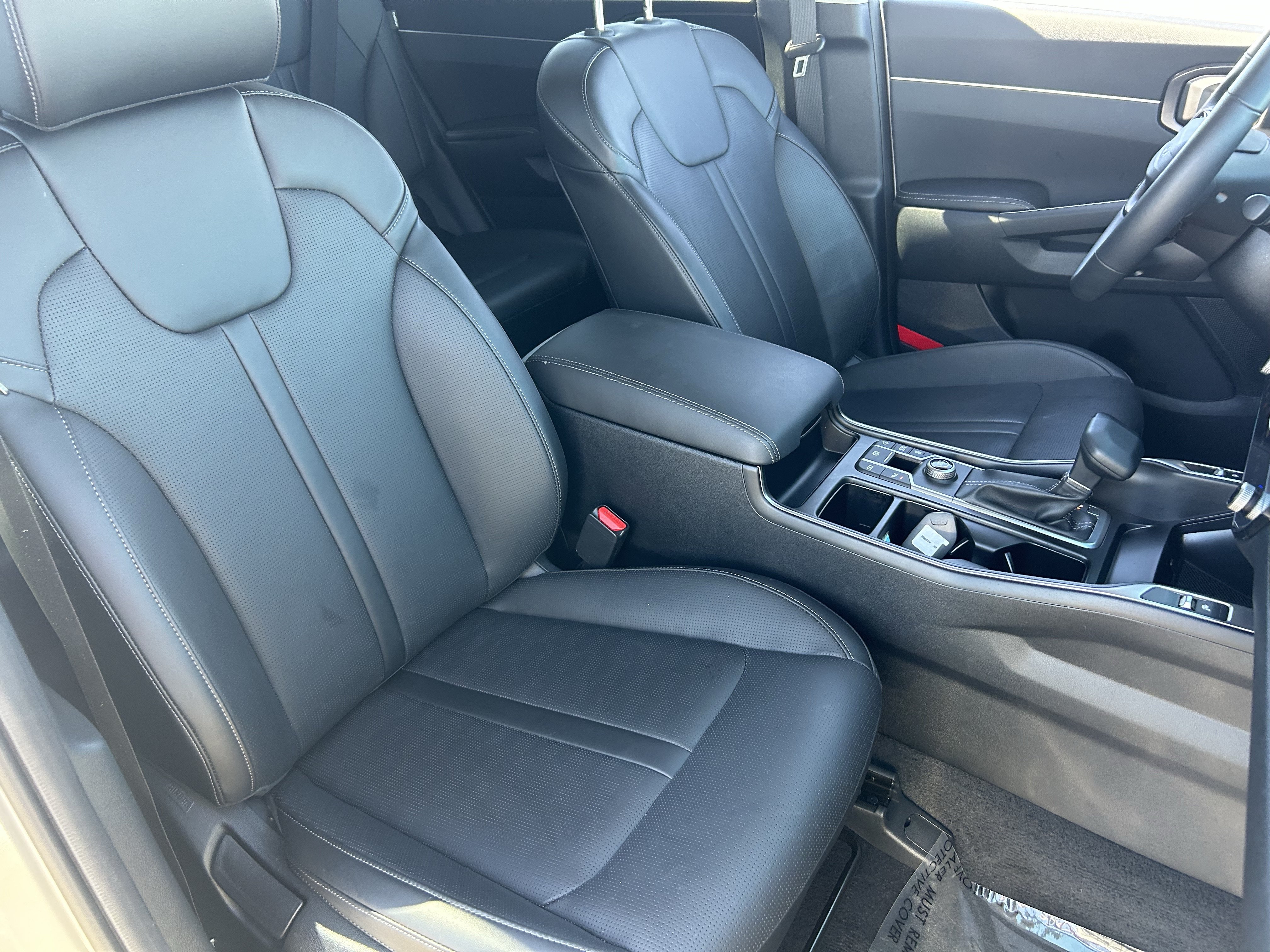 Certified 2026 Kia Sorento S w/ S Panoramic Sunroof Package FWD image 11