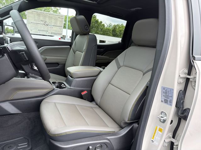 New 2026 Chevrolet Colorado ZR2 w/ Technology Package AWD/4WD image 19