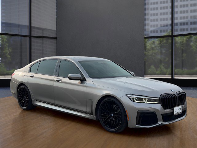 Used 2022 BMW 750i xDrive image 7