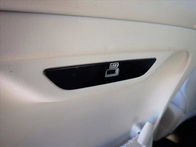 Used 2017 Chrysler Pacifica Limited w/ Advanced Safetytec Group image 11