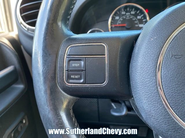 Used 2016 Jeep Wrangler Unlimited Sahara AWD/4WD image 19