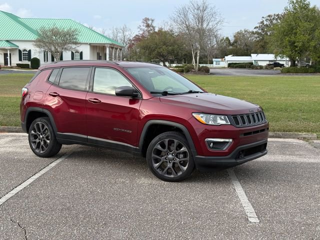 Used 2021 Jeep Compass Latitude w/ Driver Assistance Group AWD/4WD image 1