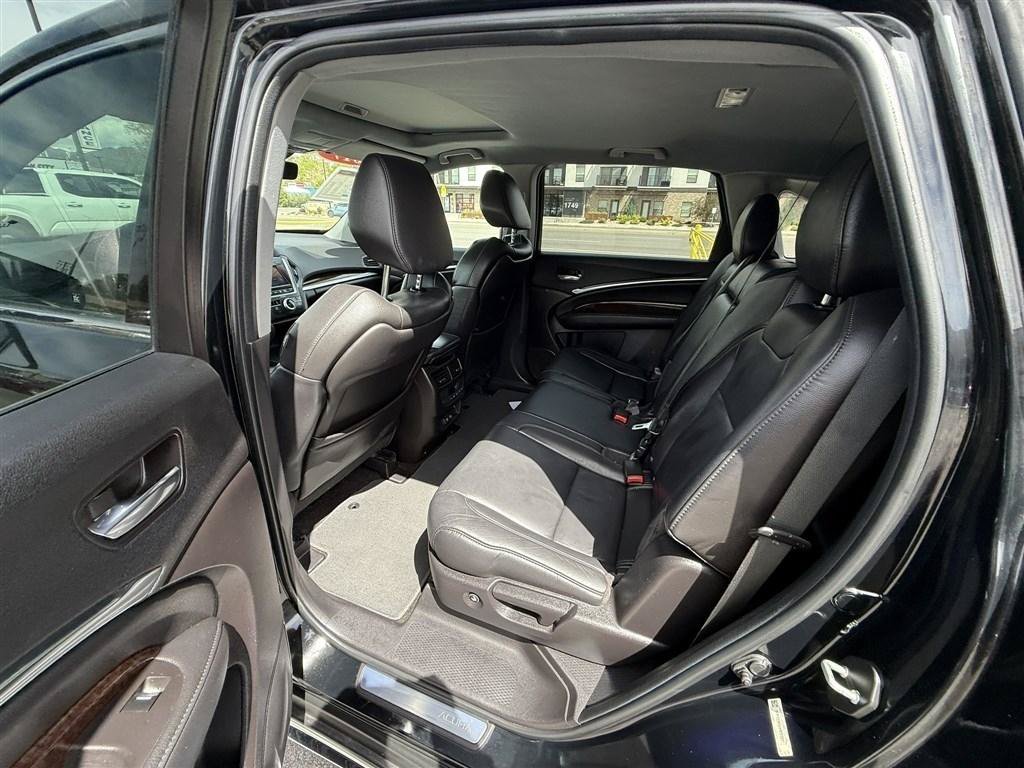 Used 2017 Acura MDX w/ Technology Package FWD image 19