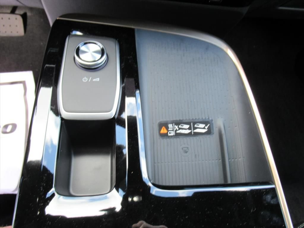 New 2026 Buick Enclave Avenir w/ Super Cruise Package FWD image 19