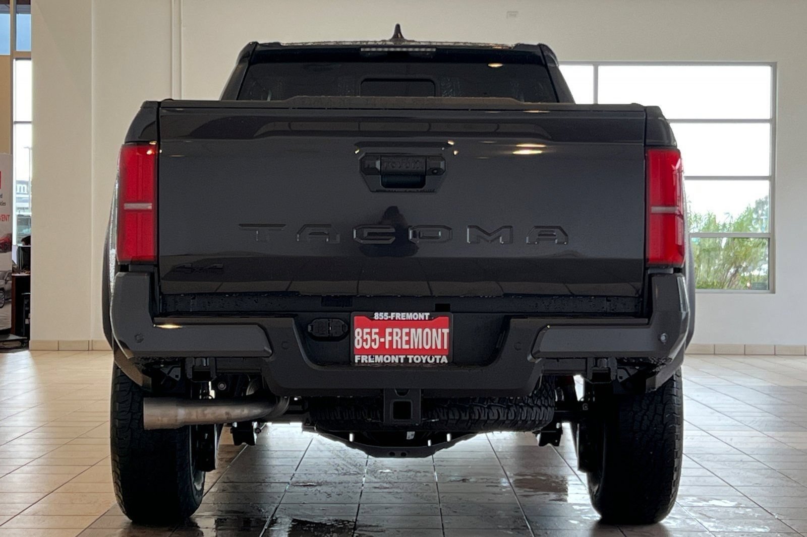 Used 2026 Toyota Tacoma TRD Off-Road w/ TRD Off Road Upgrade Package AWD/4WD image 7