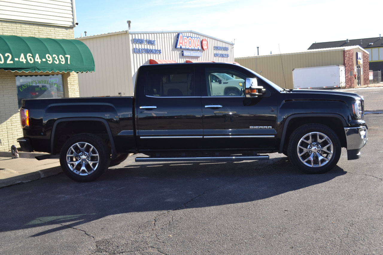 Used 2016 GMC Sierra 1500 SLT w/ SLT Premium Package image 11