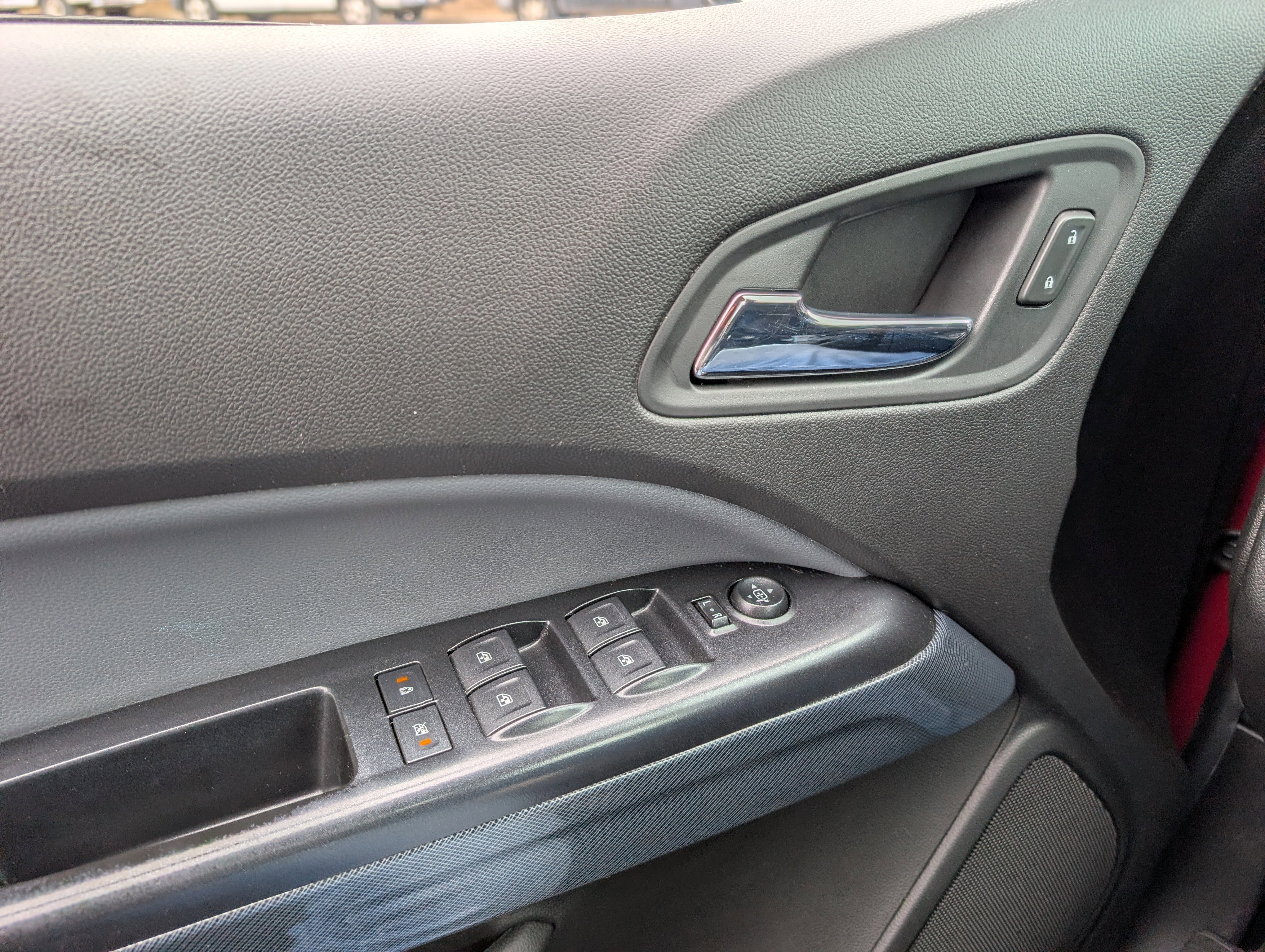 Used 2017 Chevrolet Colorado Z71 image 17