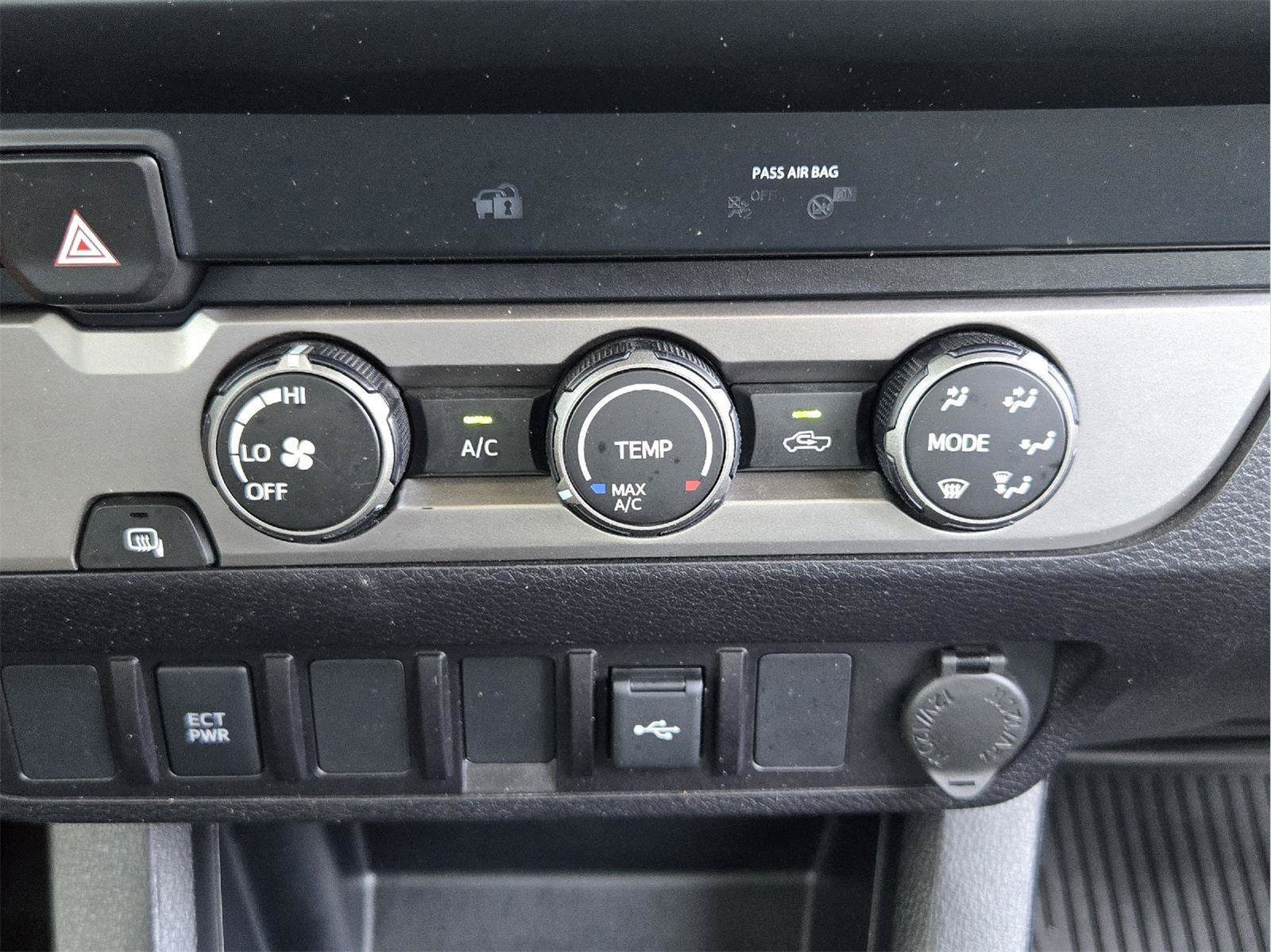 Used 2021 Toyota Tacoma SR w/ SR Convenience Package RWD image 17