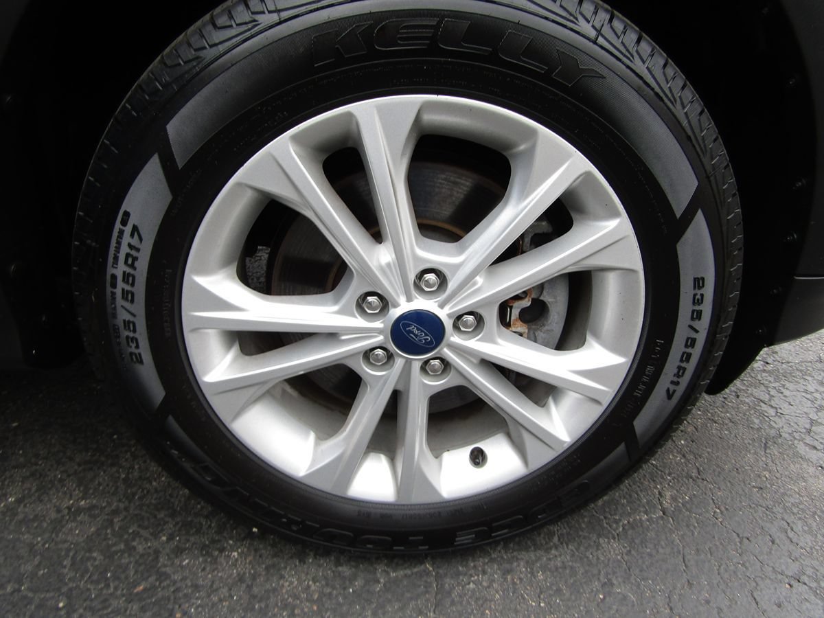Used 2018 Ford Escape SE AWD/4WD image 32