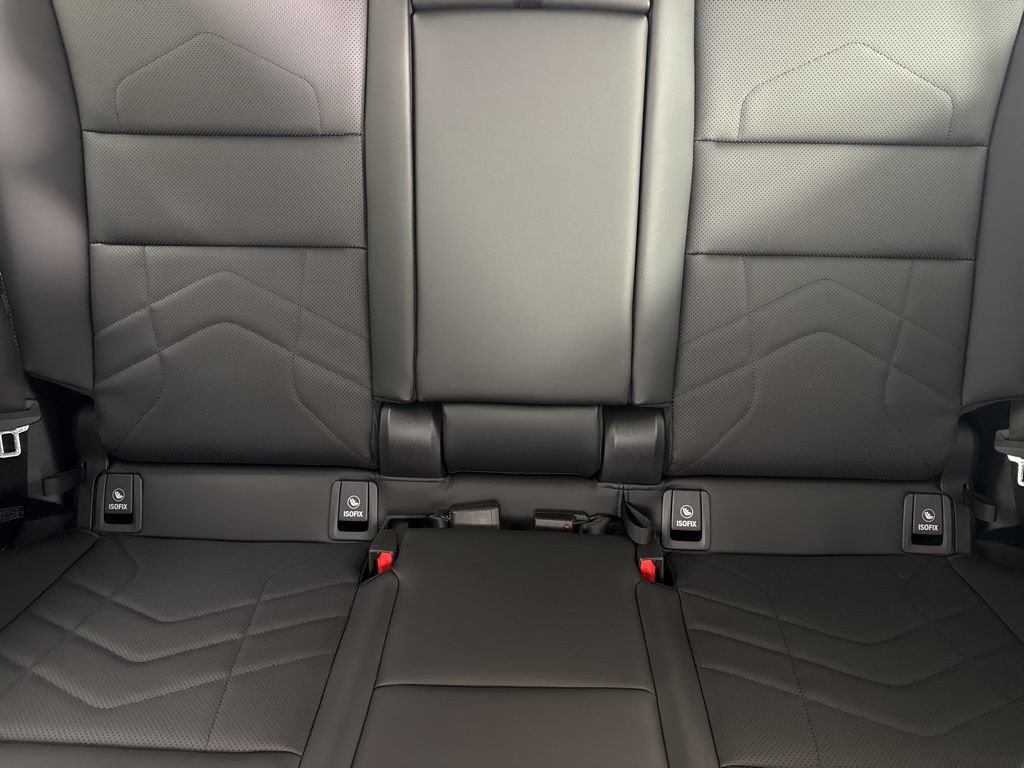 New 2026 BMW X2 xDrive28i w/ Convenience Package AWD/4WD image 17