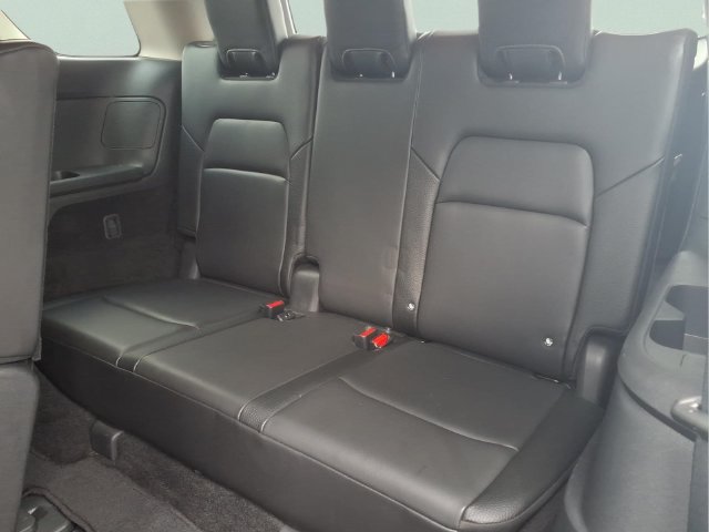Used 2025 Nissan Pathfinder SL AWD/4WD image 20