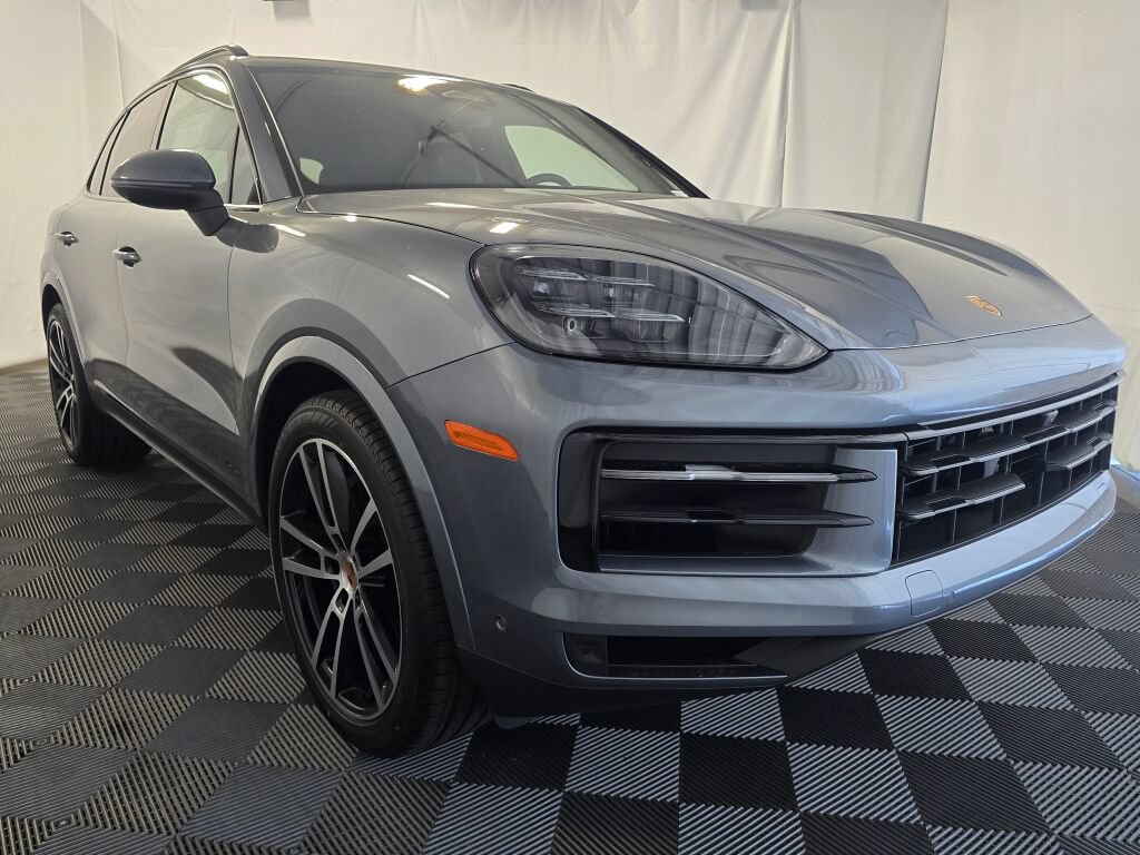 New 2026 Porsche Cayenne AWD/4WD image 9