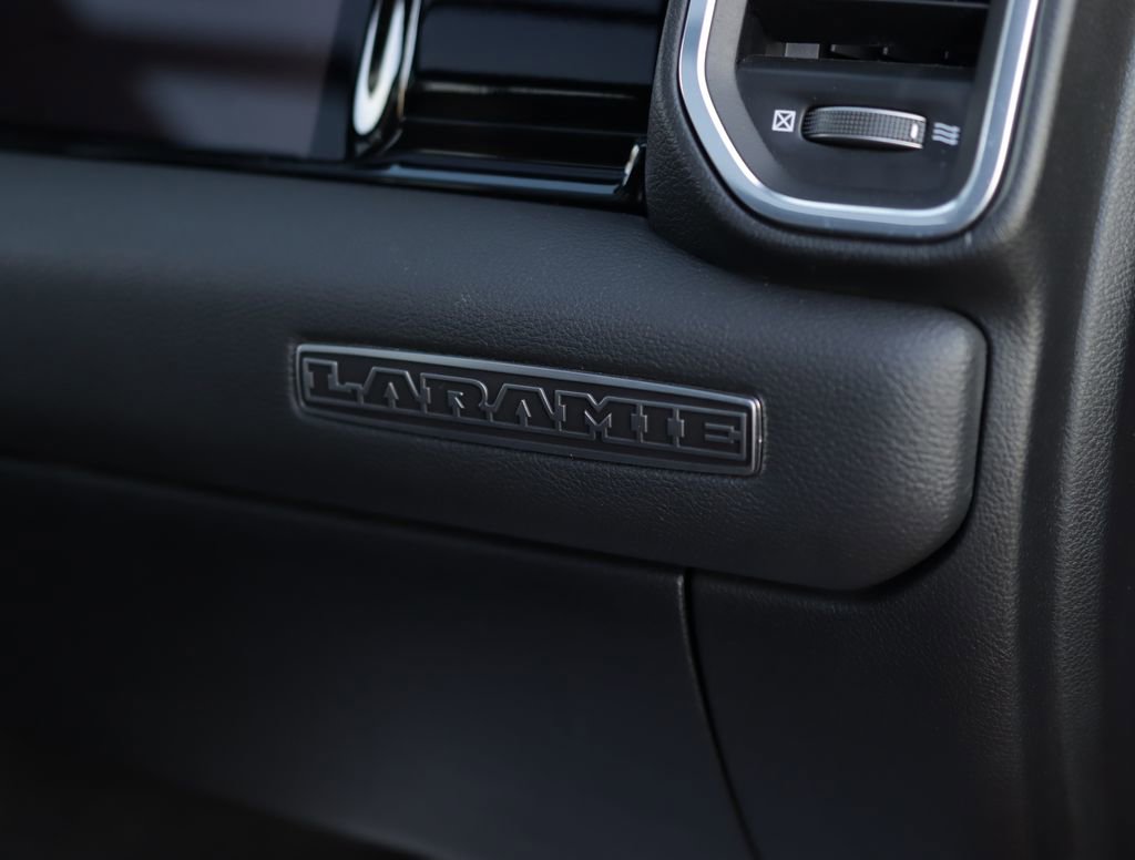 Used 2025 RAM 1500 Laramie w/ Night Edition image 38