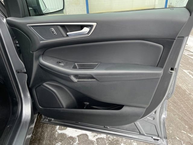 Used 2024 Ford Edge SEL w/ Convenience Package image 37